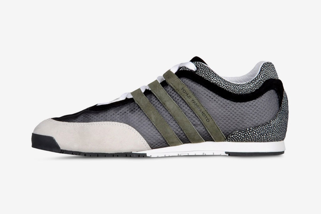 adidas gazelle silver green womens Y-3 Men's Boxing Black / Core White / Easy Yellow Low Top Sneakers