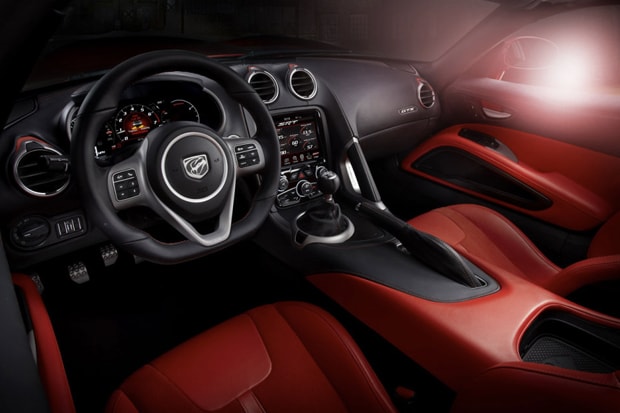 2013 SRT Viper