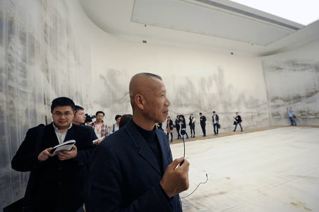 Cai Guo-Qiang - Hangzhou's West Lake Made From Gunpowder