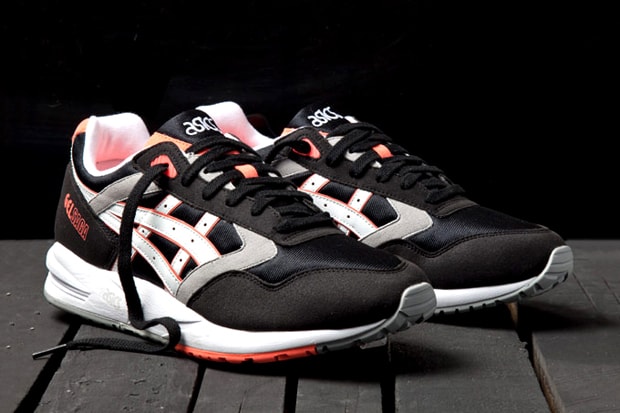ASICS Gel Saga "Orange Blaze"