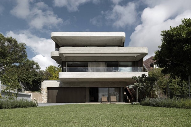 Gordons Bay House by Luigi Rosselli Architects