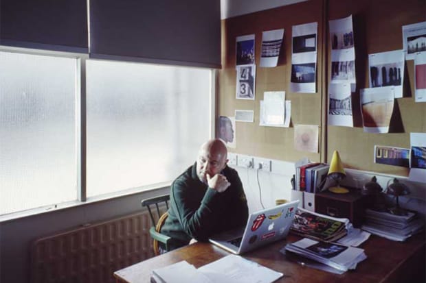 MANUFACTURE: Simon Foxton