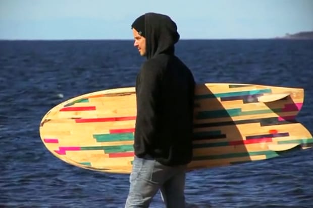 RETO: A Surfboard Made from Recycled Skateboards