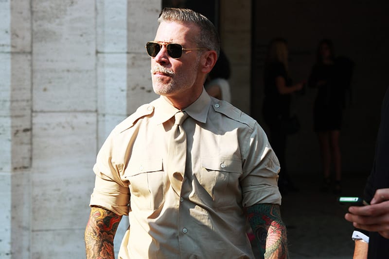 STREETFSN: Tie Tucking