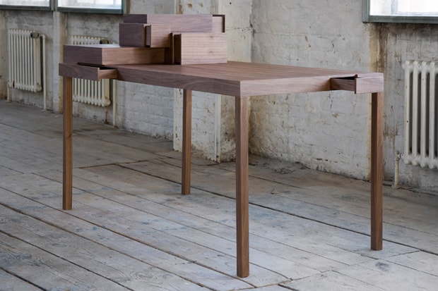 Drawers That Interact With One Another: Listen to Your Hands Desk by Lee Sanghyeok 