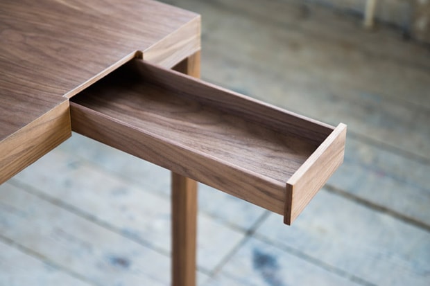 Drawers That Interact With One Another: Listen to Your Hands Desk by Lee Sanghyeok 