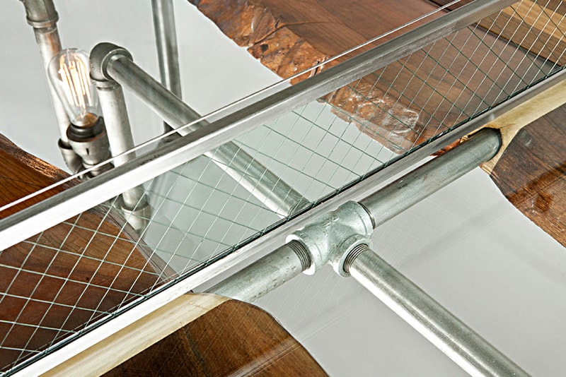 Pingtuated Equilibripong by Akke Functional Art