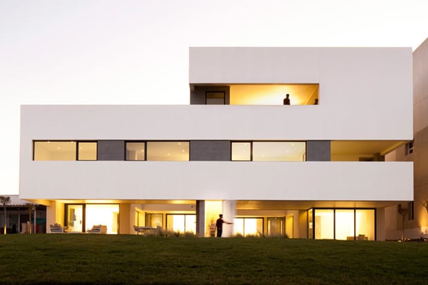 S Cube Chalet by AGi Architects