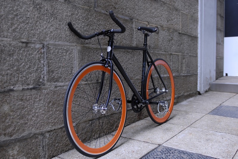Shanghai Tang x Colossi Cycling Fixed-Gear Bicycles
