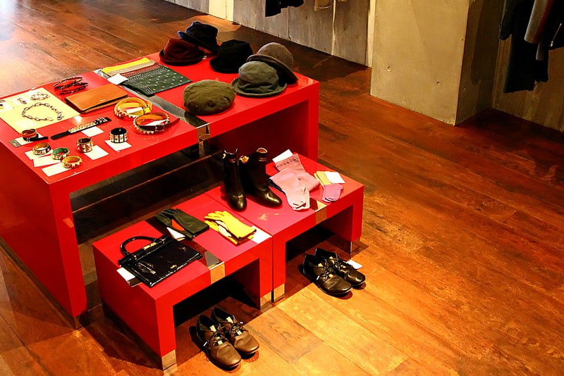 UNDERCOVER 2012 Fall/Winter "PSYCHO COLOR" Collection Preview
