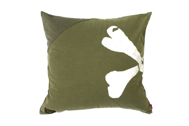 WTAPS 2012 Spring/Summer SNEAK Olive Drab Cushion