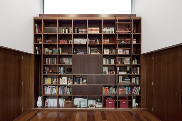 Aradas House by RVDM Architects