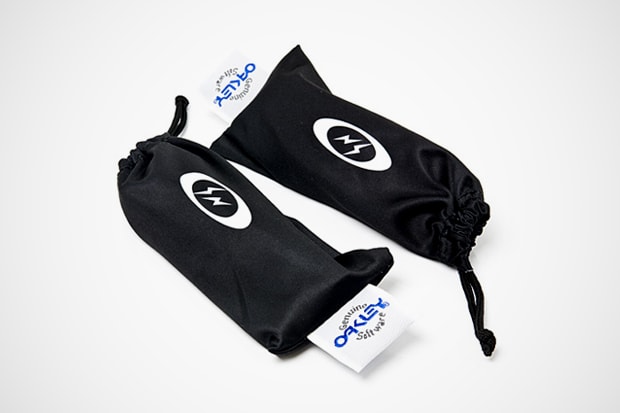 fragment design x Oakley Frogskins Sunglasses