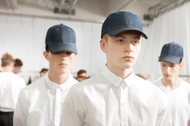 KRISVANASSCHE 2013 Spring/Summer Runway Show and Backstage Visuals