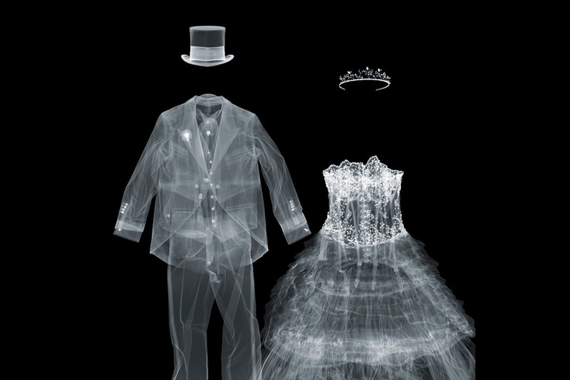 Nick Veasey "It's What's on the Inside That Counts" Exhibition @ Richard Goodall Gallery