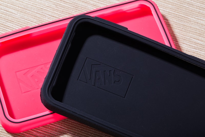 Vans 2012 Rubber Waffle Case for iPhone 4/4S
