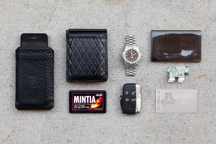 Essentials: D3STRUCTO - Gary Parkin