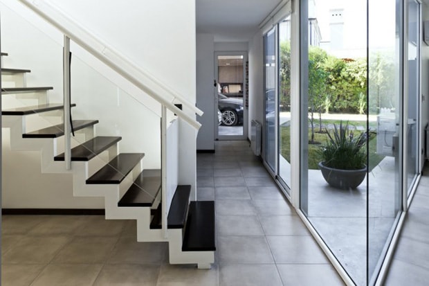 House V by I + GC [arquitectura]