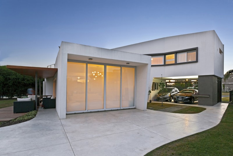 House V by I + GC [arquitectura]