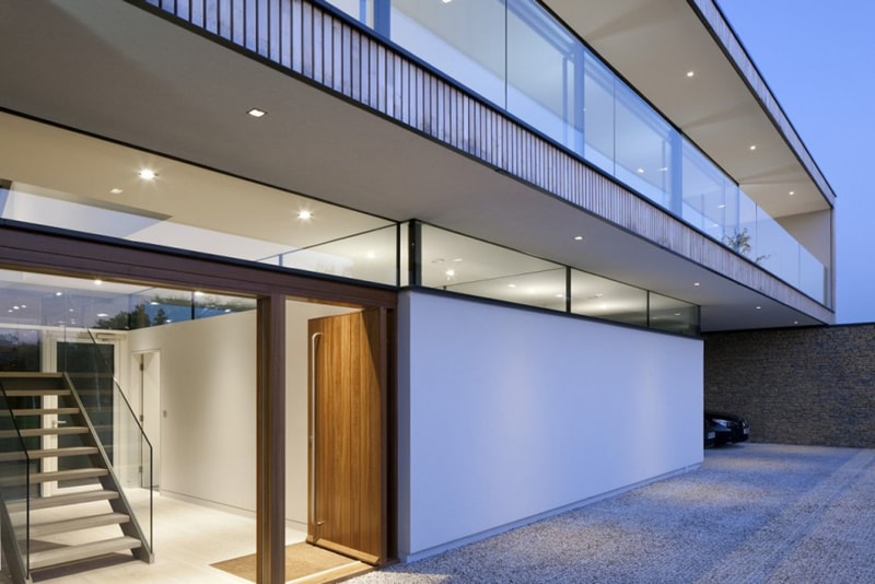 Hurst House by John Pardey Architects and Strom Architects