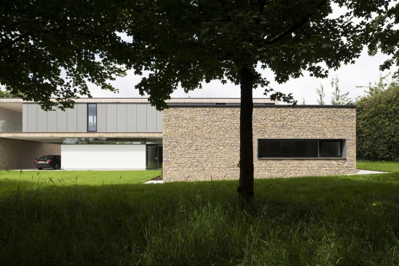 Hurst House by John Pardey Architects and Strom Architects