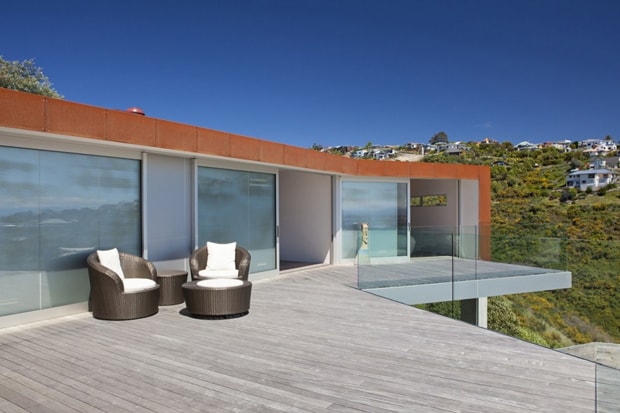 Redcliffs House by MAP Architects