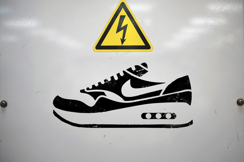 Social Status x MAX100 x Nike Air Max 1 Preview