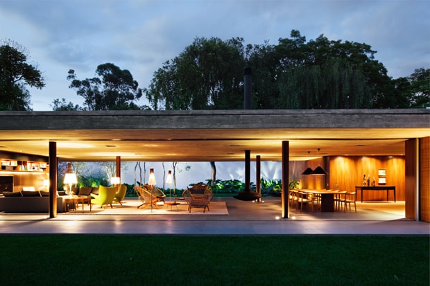 V4 House by StudioMK47