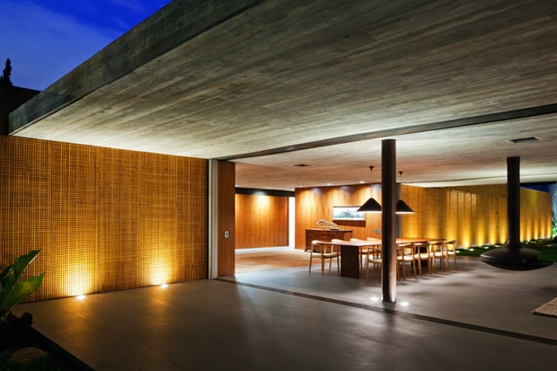 V4 House by StudioMK47