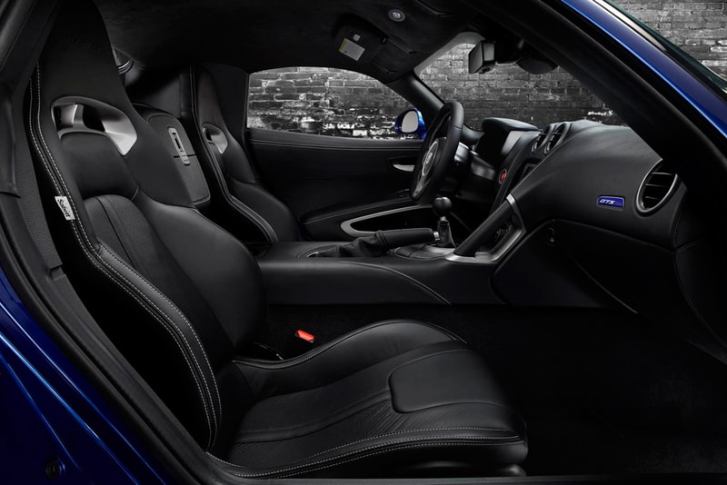 2013 SRT Viper Gets Initial Price of $97,395 and More Images