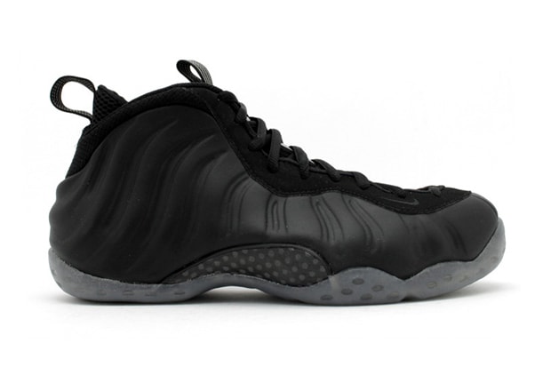 Nike Air Foamposite One LE Black/Medium Grey