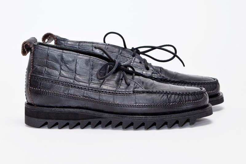 Yuketen 2012 Fall/Winter Black Gator-Texture Dress Chukka