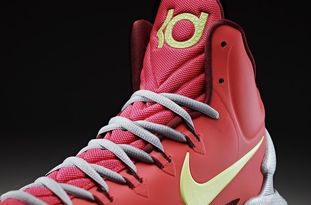 Kevin Durant Unveils the Nike KD V 