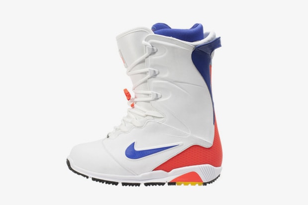 Nike Snowboarding's Air 180 Inspired Zoom Ites Boot Gets a Further Look