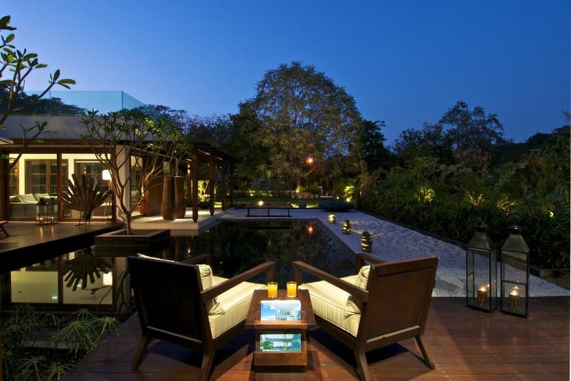 Courtyard House by Hiren Patel Architects