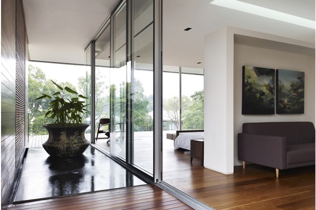JKC1 House by Ong & Ong 