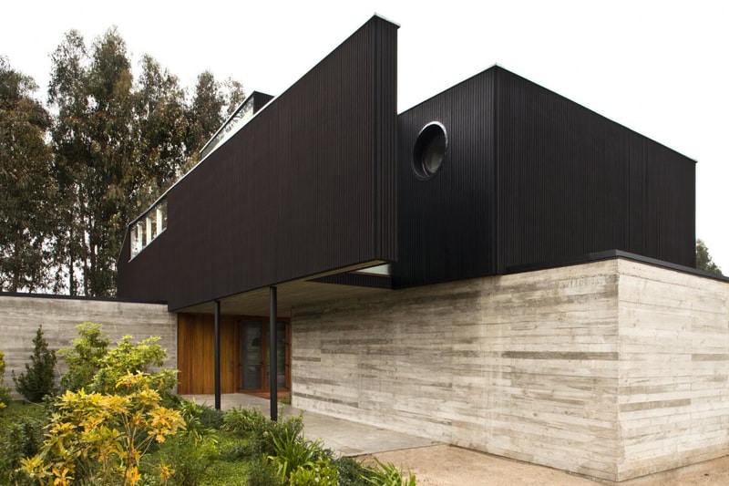 Rock House by Un Arquitectura