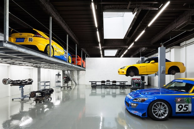 A Stunning Garage: Speedshop Type One by Torafu Architects 