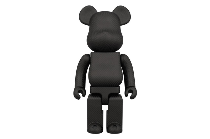 Amirex x Medicom Toy 400% Dry Carbon Fiber Bearbrick