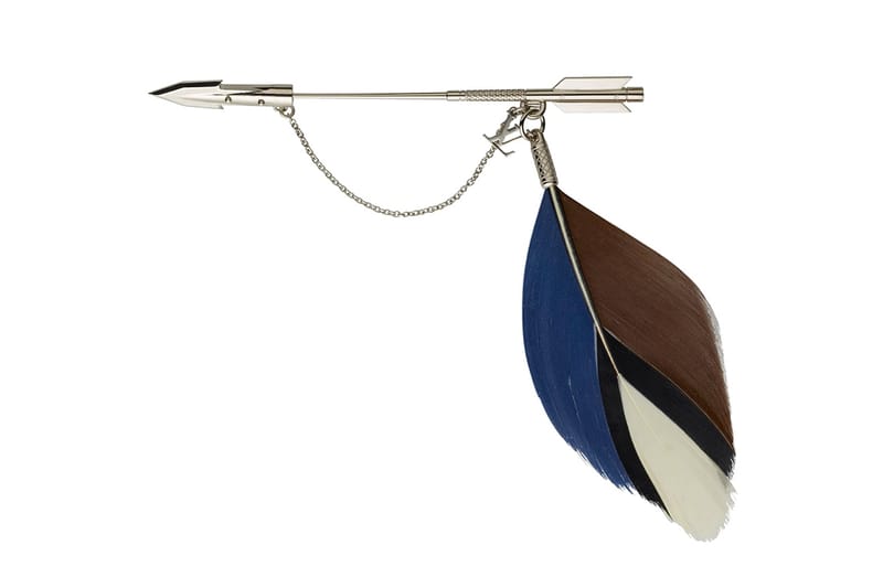 Louis Vuitton 2012 Fall/Winter Feather Brooch Pins