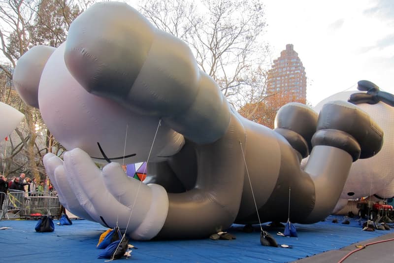 Setting Up the KAWS Companion Balloon for Macy's Thanksgiving Parade