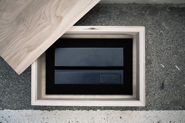 The Distinct Life x 400+oz Tablet Stand