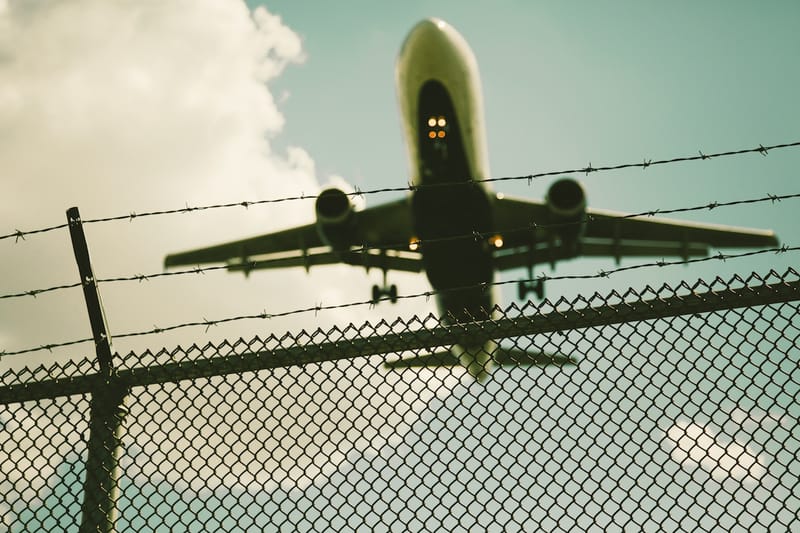 THROUGH THE LENS: trashhand