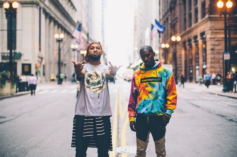 THROUGH THE LENS: trashhand