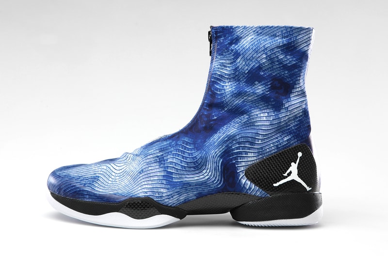 Air Jordan XX8 "Christmas"