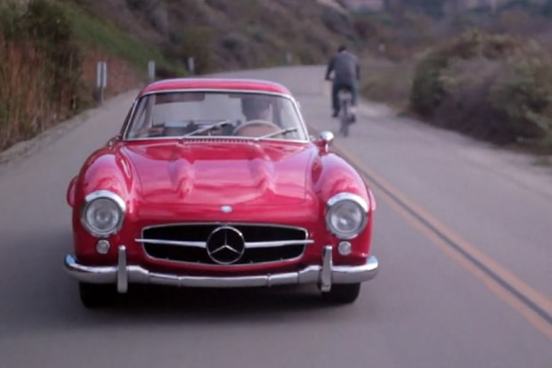 Running "Holiday Errands" with a Mercedes-Benz 300SL Gullwing
