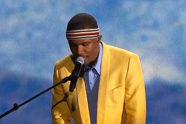 Frank Ocean – Forrest Gump Grammy Performance