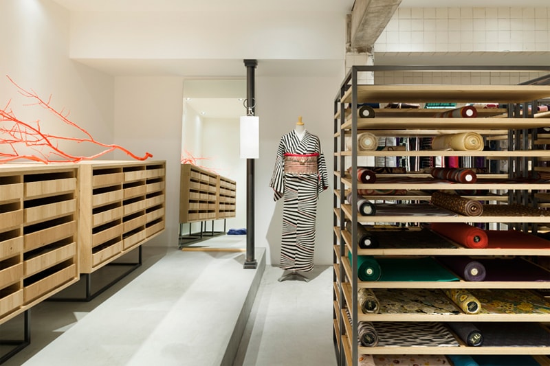 Otsuka Gofukuten Kimono Store by Yusuke Seki