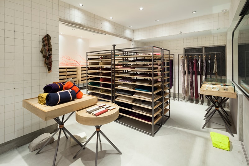 Otsuka Gofukuten Kimono Store by Yusuke Seki
