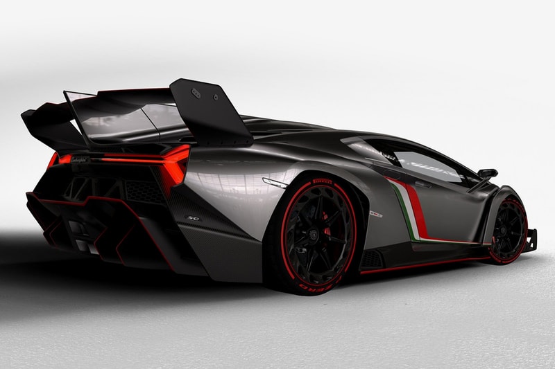 Lamborghini Unveils the $4.7 Million USD Veneno for its 50th Anniversary